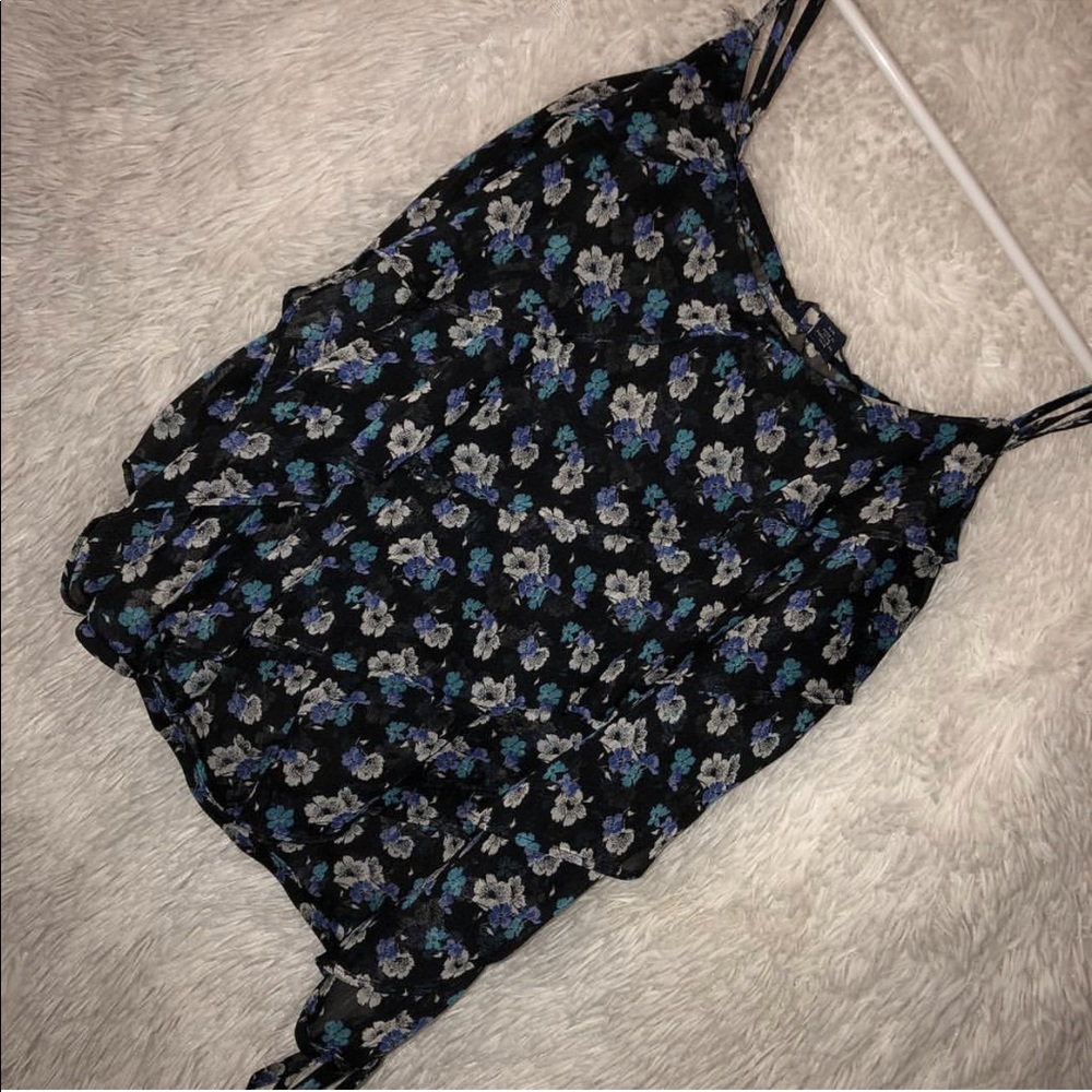 Tank top.